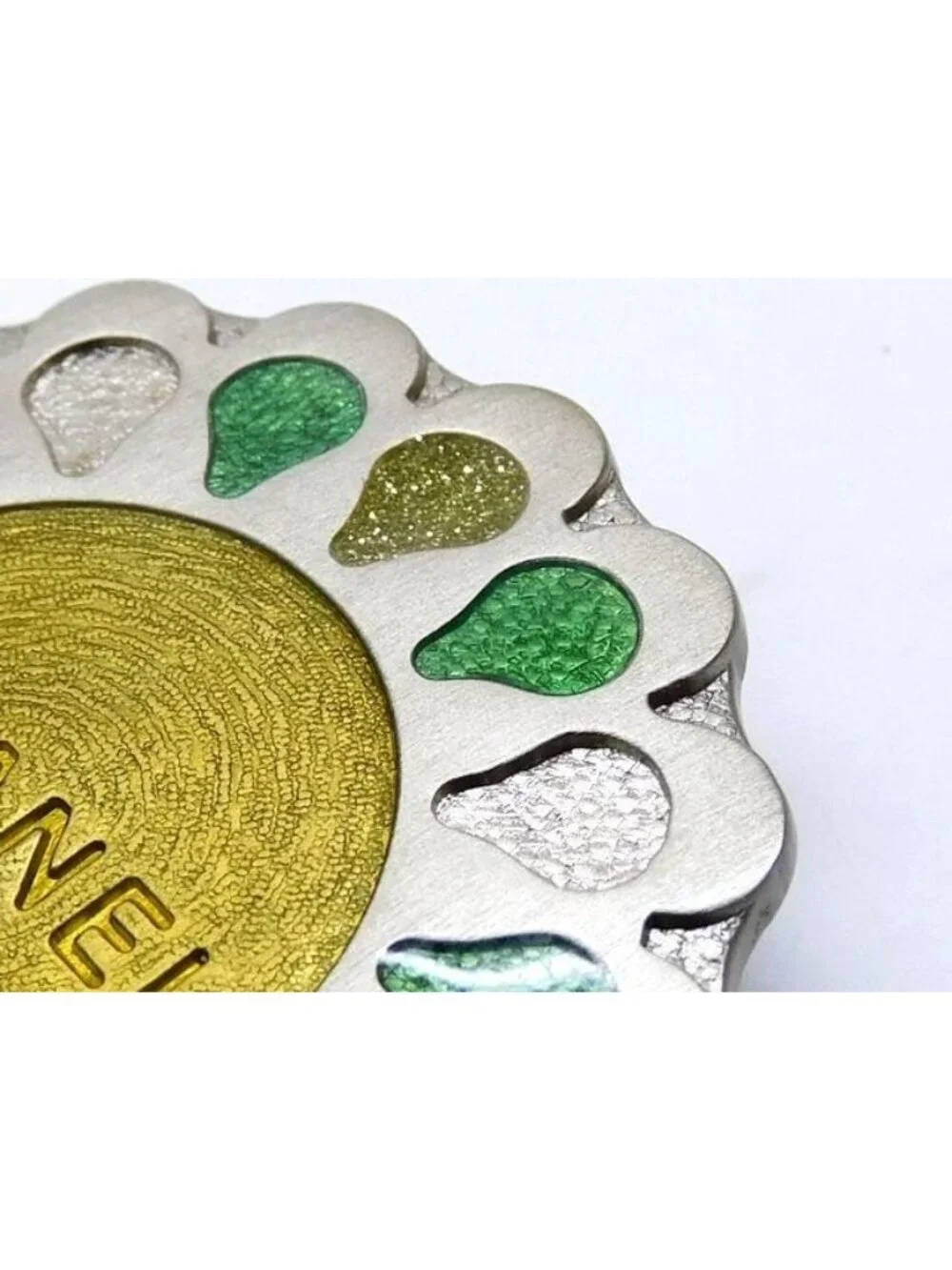 Chanel 99a brooch